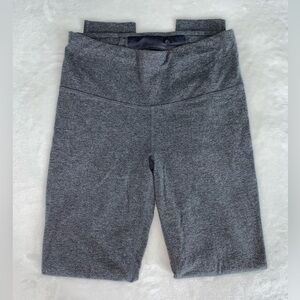 Woman’s Gray Leggings 🩶